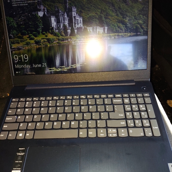 NEW LAPTOP COMPUTER TOUCH SCREEN NEVER USED NEW - Picture 1 of 4